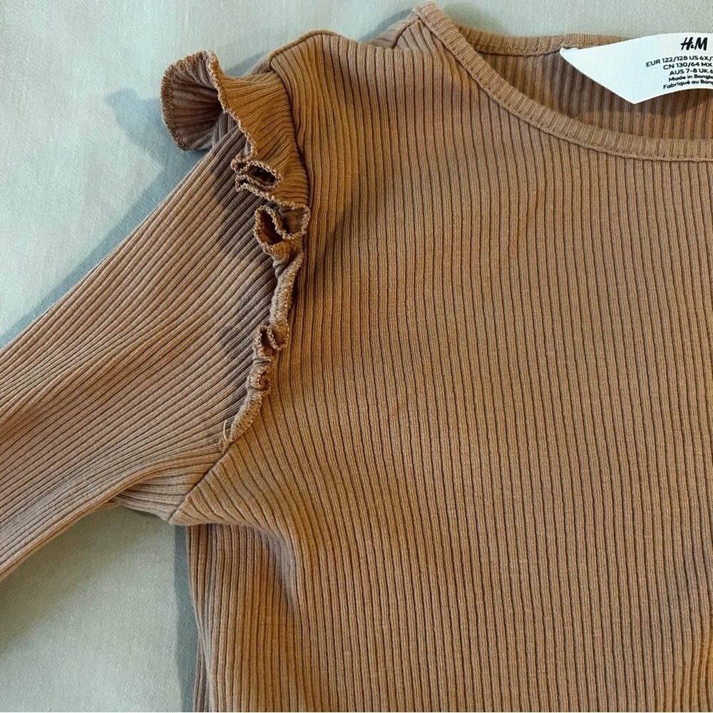 H&M Girls Ruffle Detail Ribbed Long Sleeve Top - Picture 3 of 9